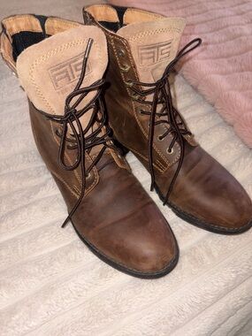 Ariat Brown Leather Lace-Up Ankle Boots